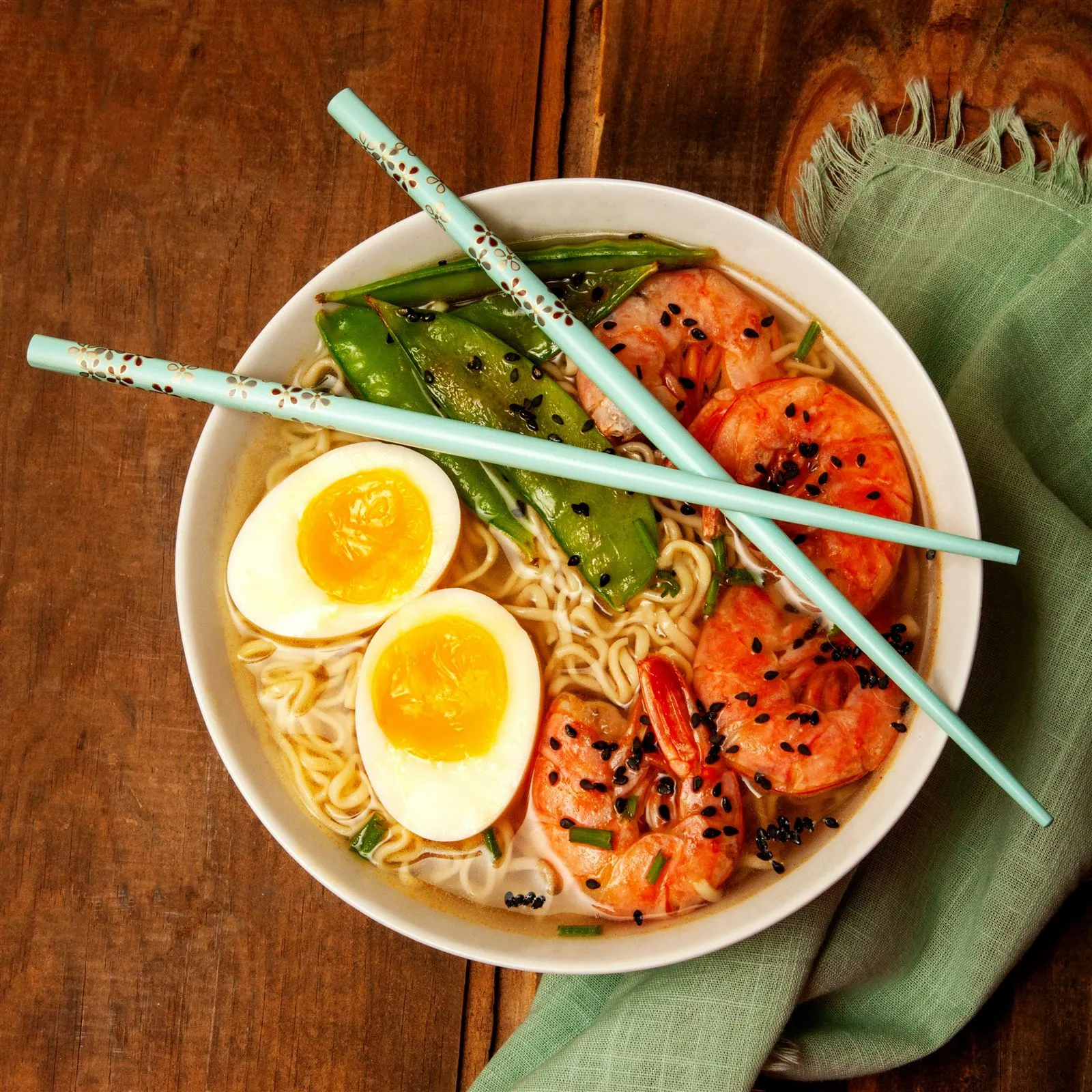 Shrimp ramen with egg